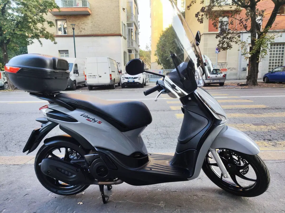 Piaggio Liberty 150 3V S ABS (2021 - 24) (2)