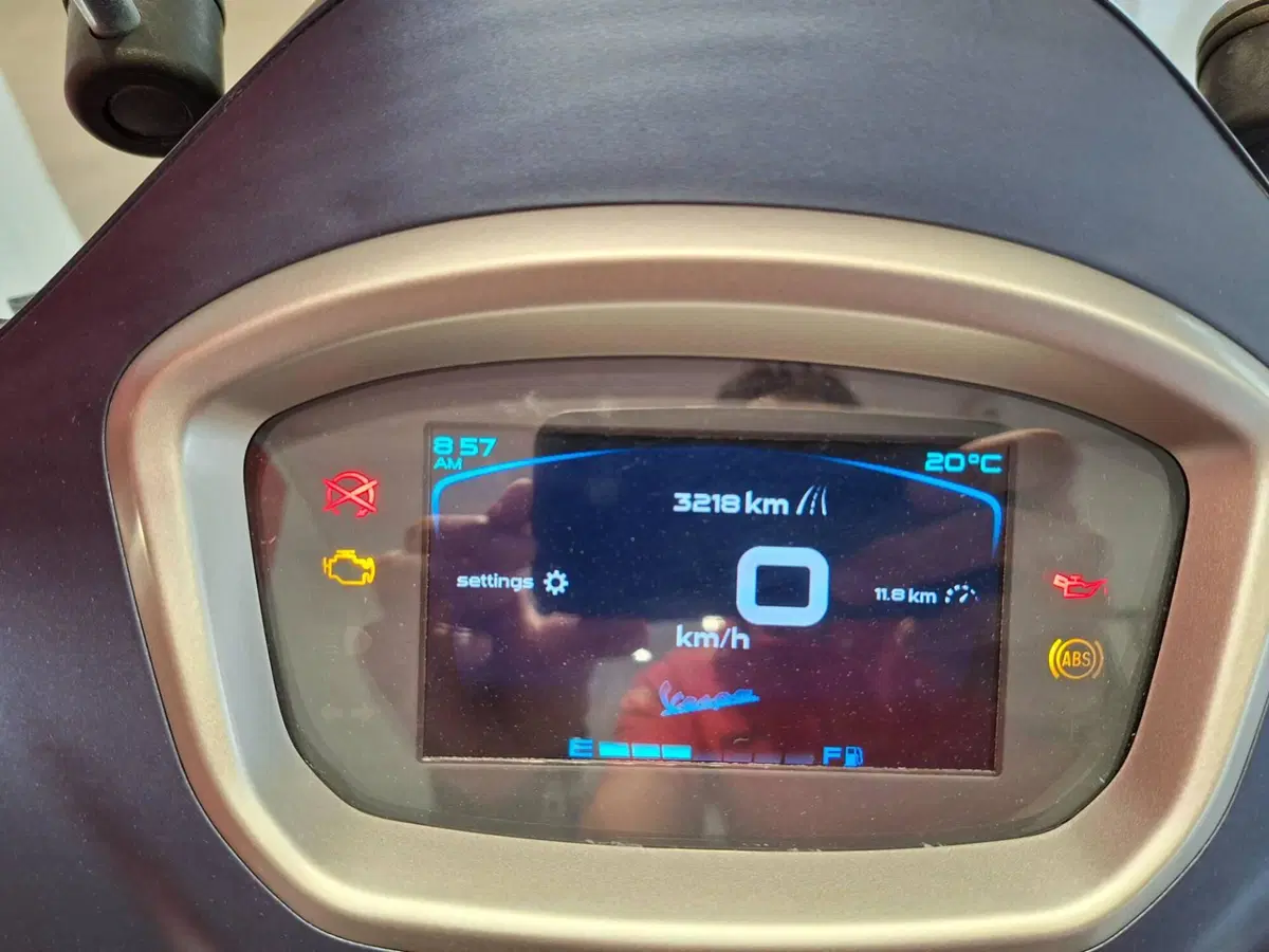 Vespa GTS 300 Super Tech (2023 - 24) (5)