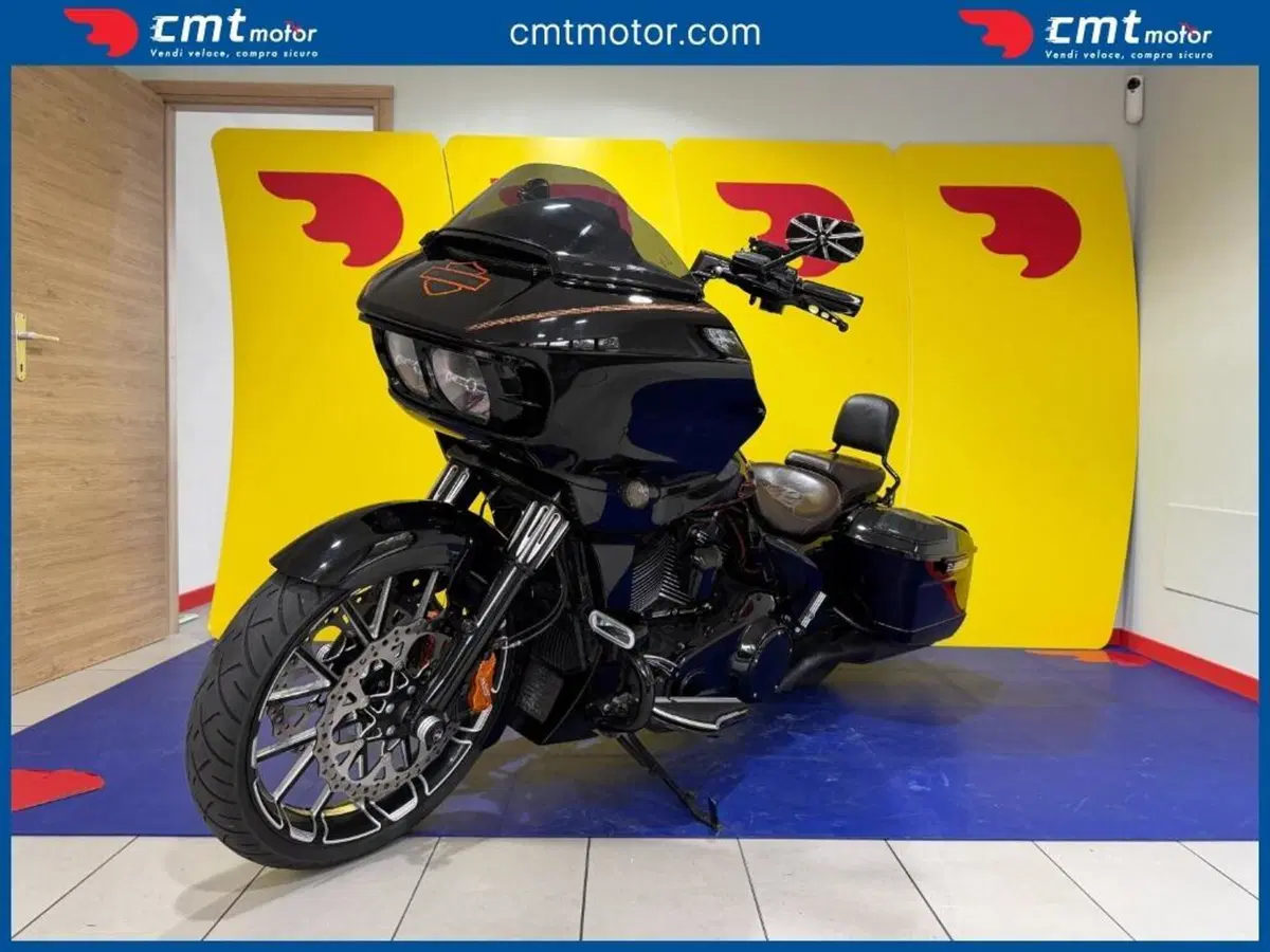 Harley-Davidson 107 Road Glide Special (2017 - 18) - FLTRXS (4)