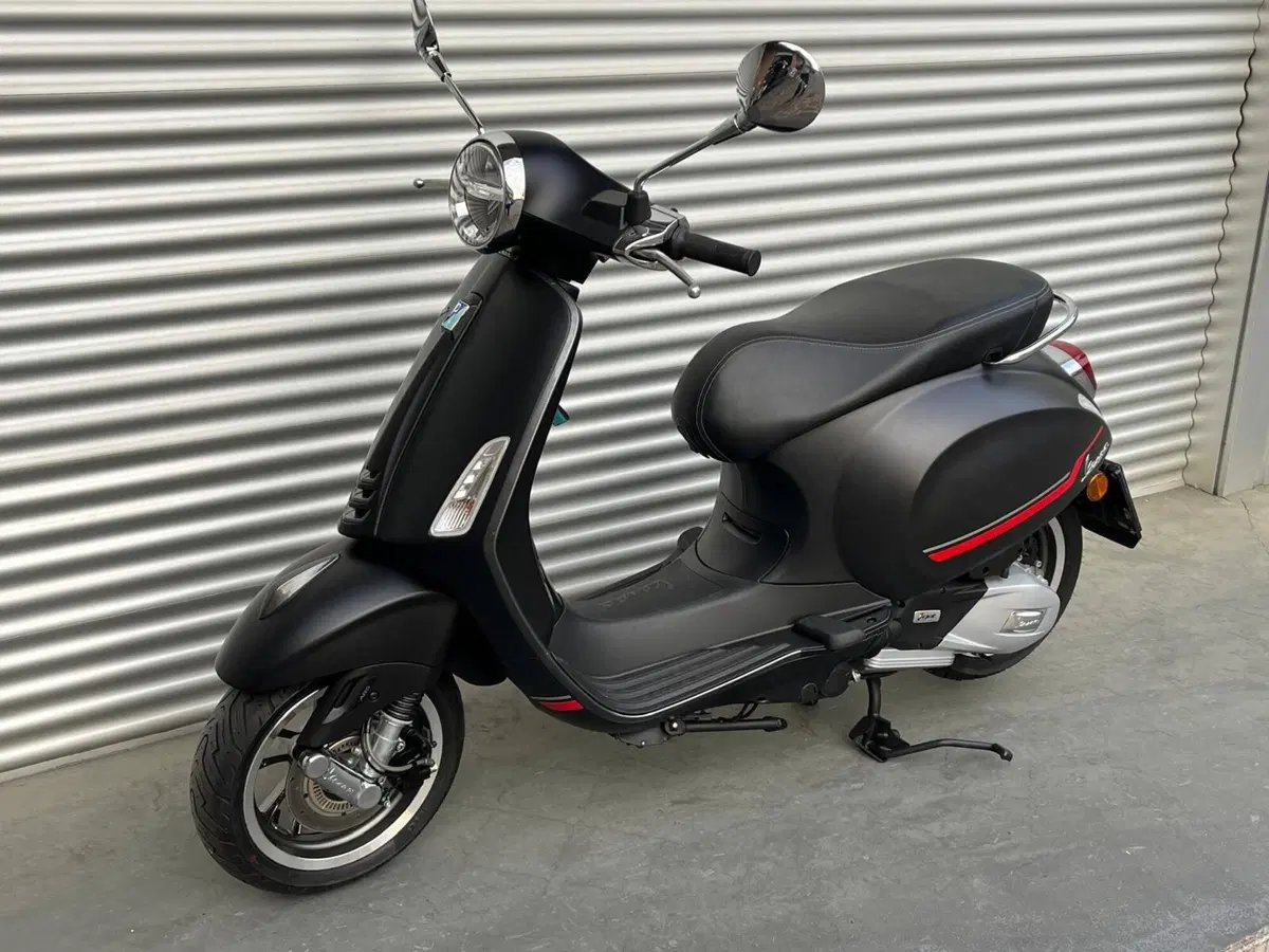 Vespa Primavera 150 3V ie Sport ABS (2021 - 22) (4)