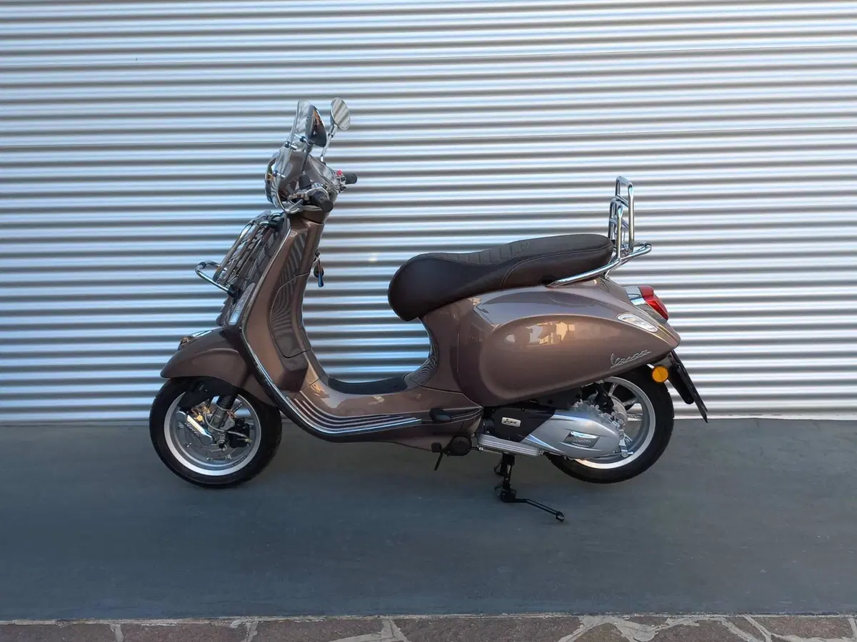 Vespa Primavera 150 3V ie Touring (2018 - 19) (5)