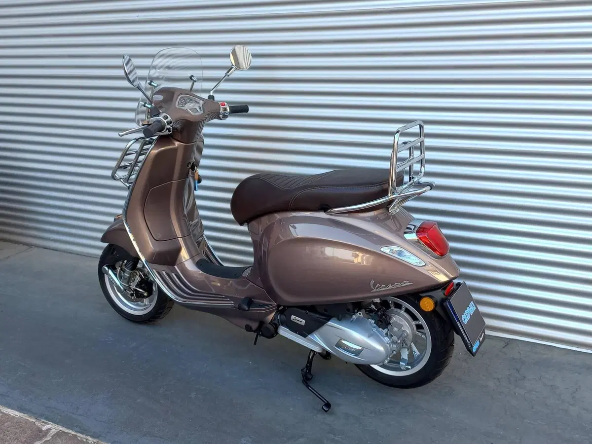 Vespa Primavera 150 3V ie Touring (2018 - 19) (6)