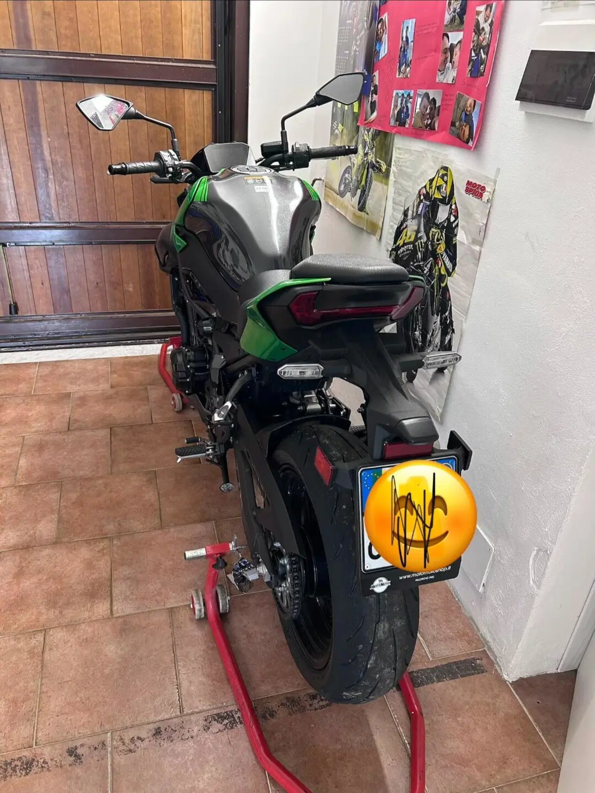 Kawasaki Z 900 Performance (2025 - 27) (3)