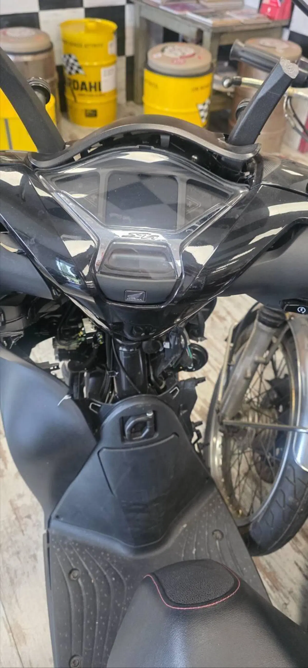 Honda SH 125i Sport (2024 - 25) (3)