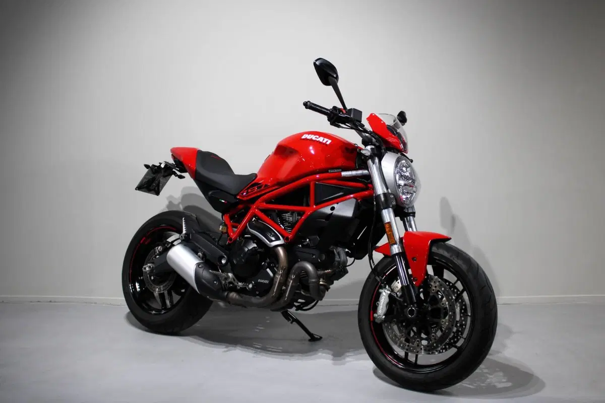 Ducati Monster 797 Plus (2019) (2)