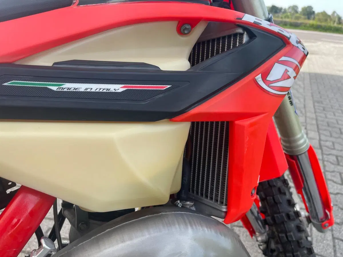 Betamotor RR 125 2T Enduro (2023) (10)
