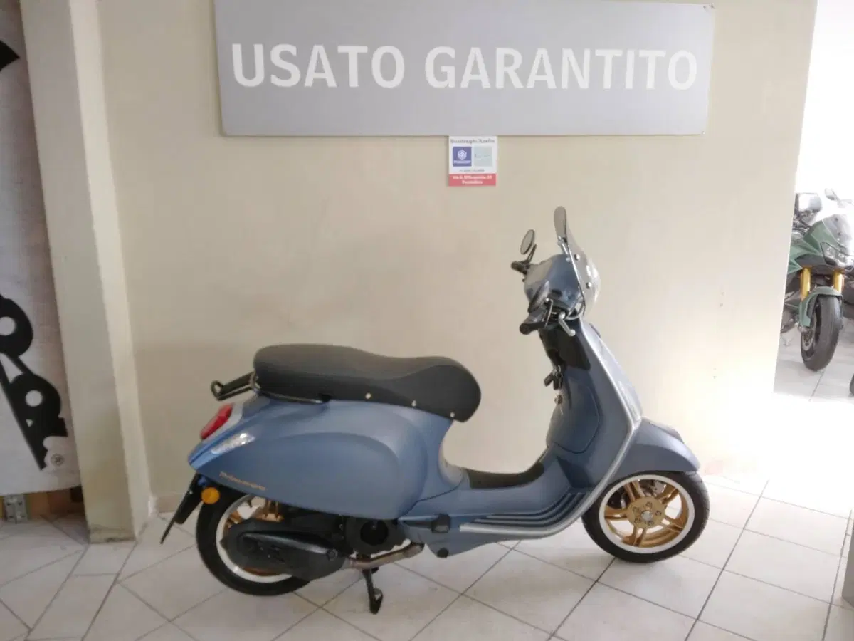 Vespa Primavera 150 Officina 8 (2026)