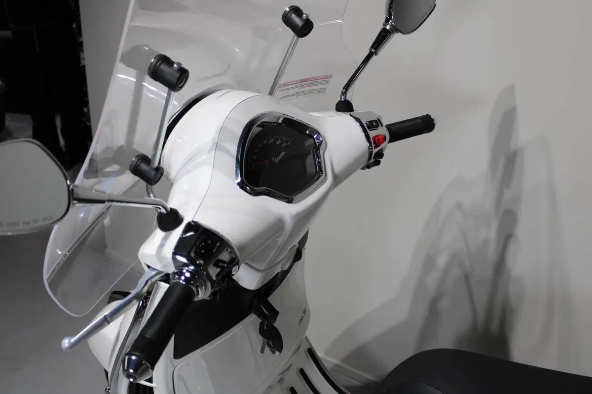 Vespa GTS 310 (2025 - 26) (5)