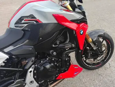 Bmw F 900 R (2021 - 24) usata