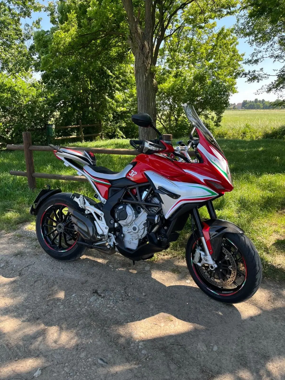 MV Agusta Turismo Veloce 800 Lusso (2014 - 16)