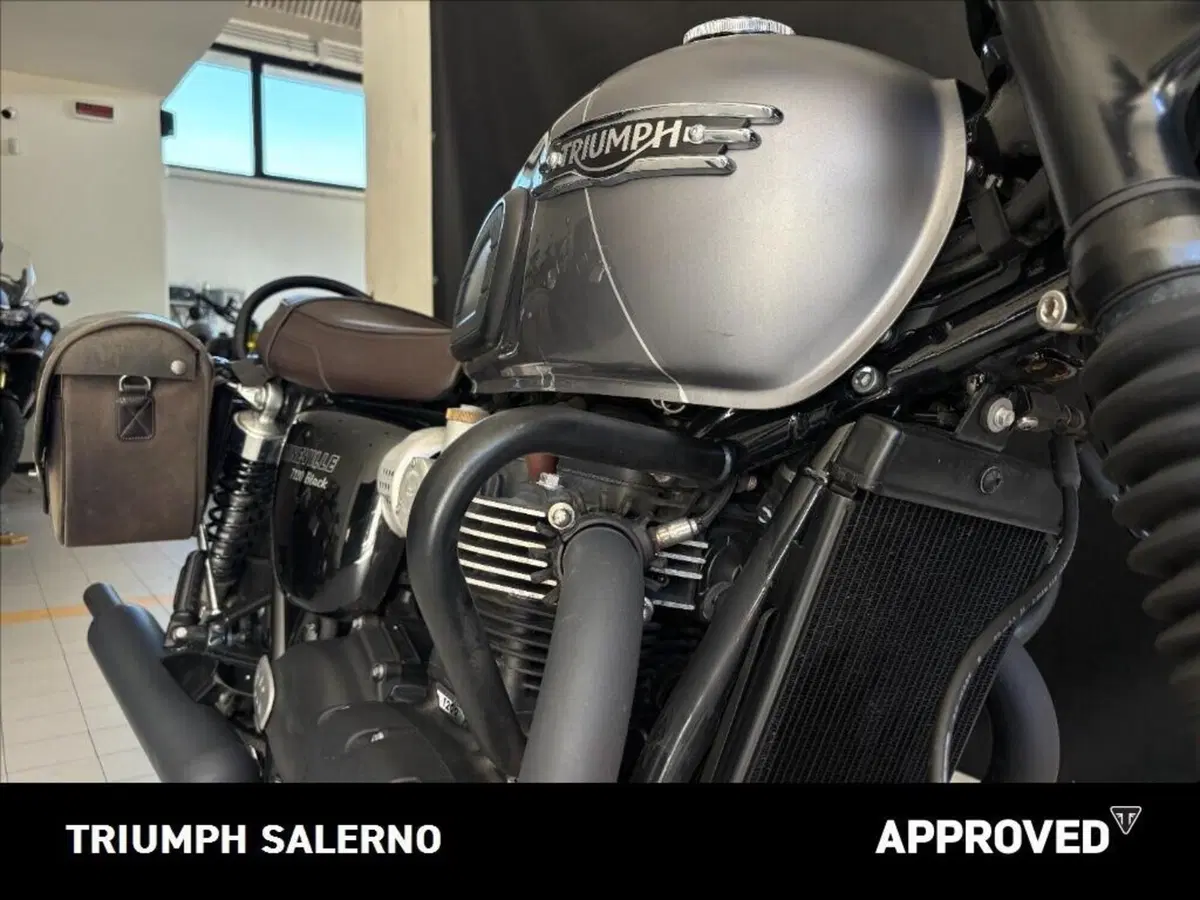 Triumph Bonneville T120 Black (2026) (4)