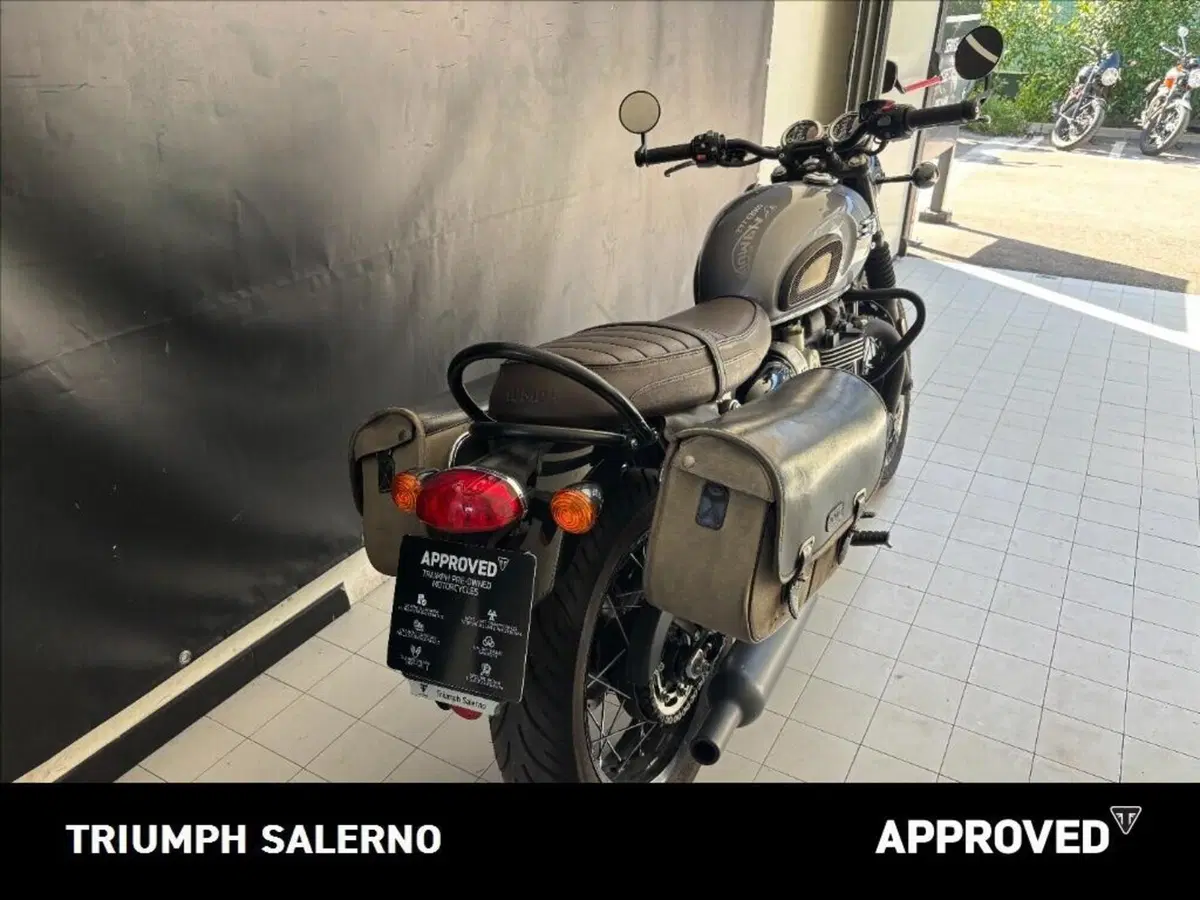 Triumph Bonneville T120 Black (2026) (5)