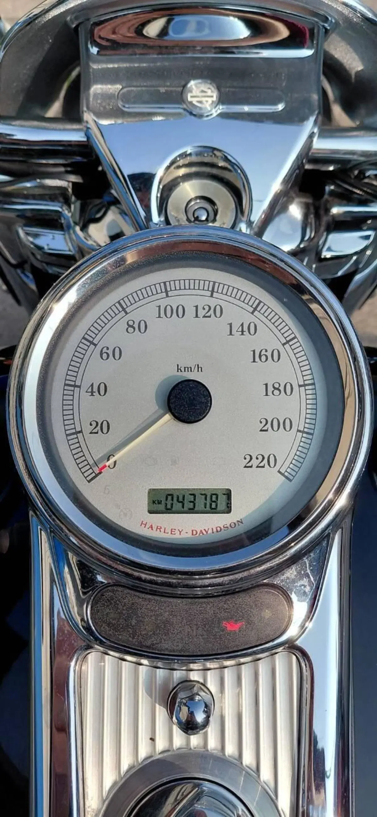 Harley-Davidson 1690 Road King Custom (2007) - FLHRS (5)