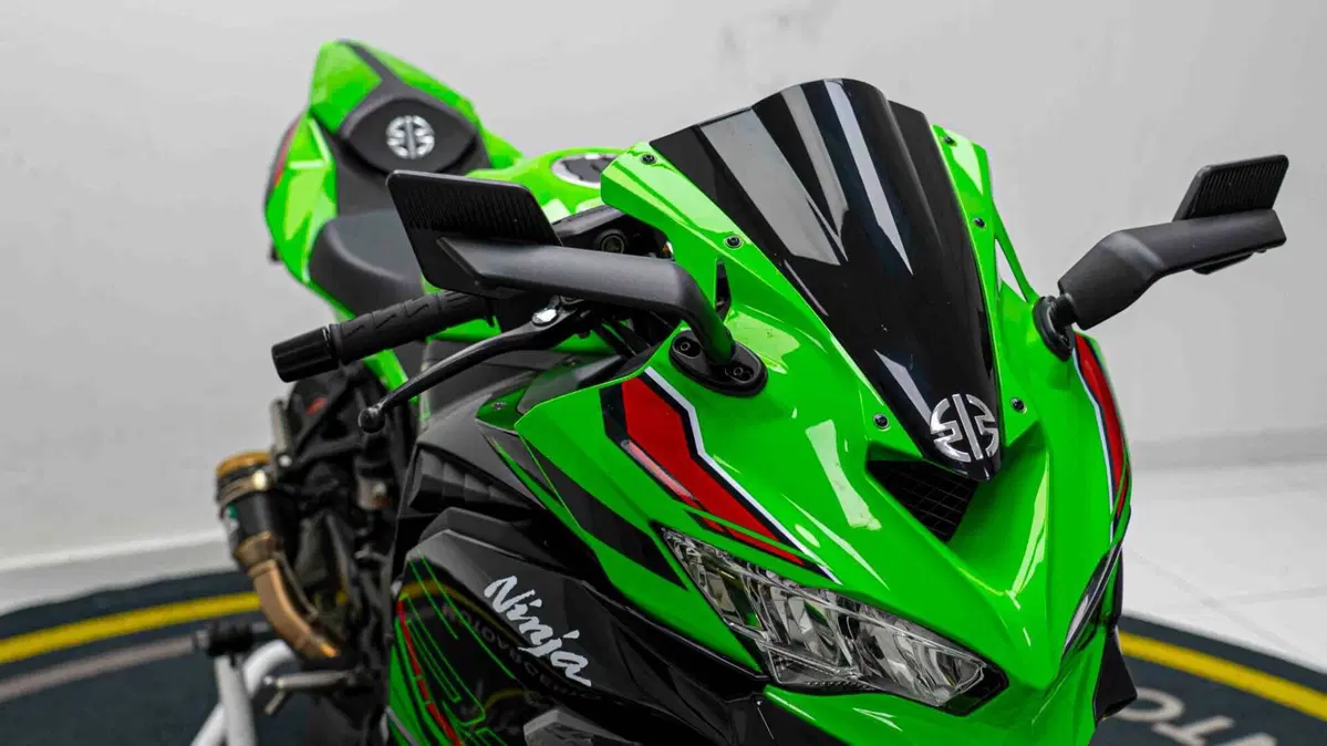 Kawasaki Ninja ZX-4RR (2024 - 27) (10)