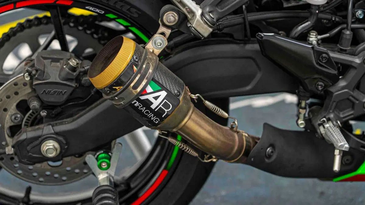 Kawasaki Ninja ZX-4RR (2024 - 27) (18)