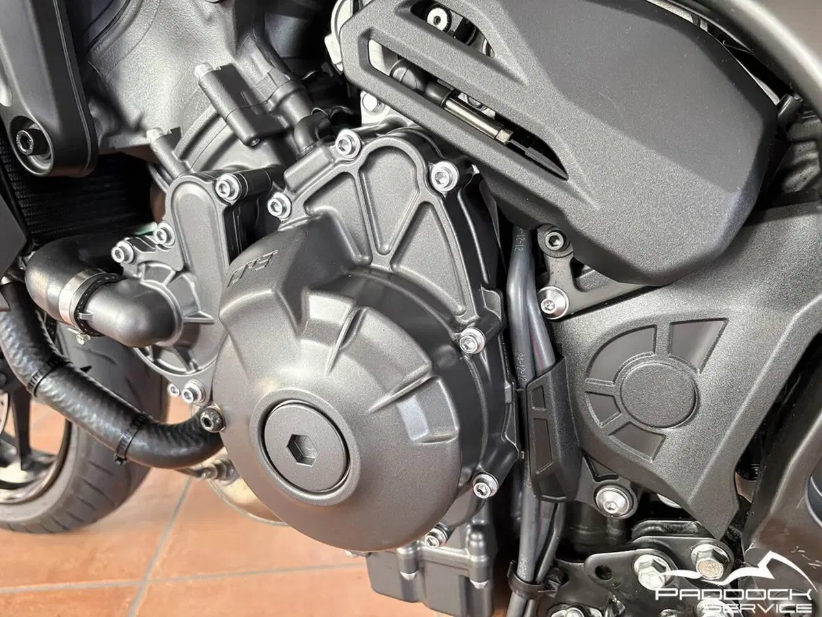 Yamaha Tracer 9 GT Y-AMT (2025 - 26) (13)