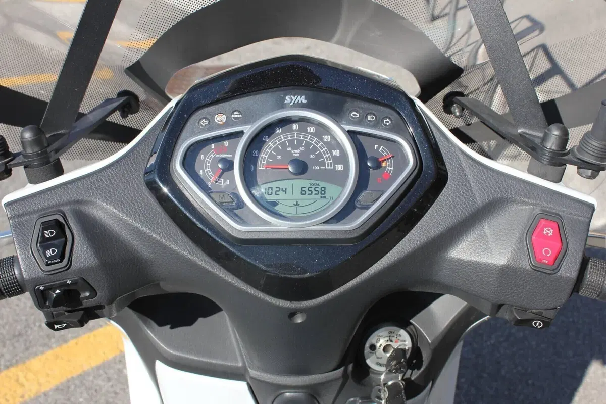 Sym HD 300 (2021 - 25) (9)