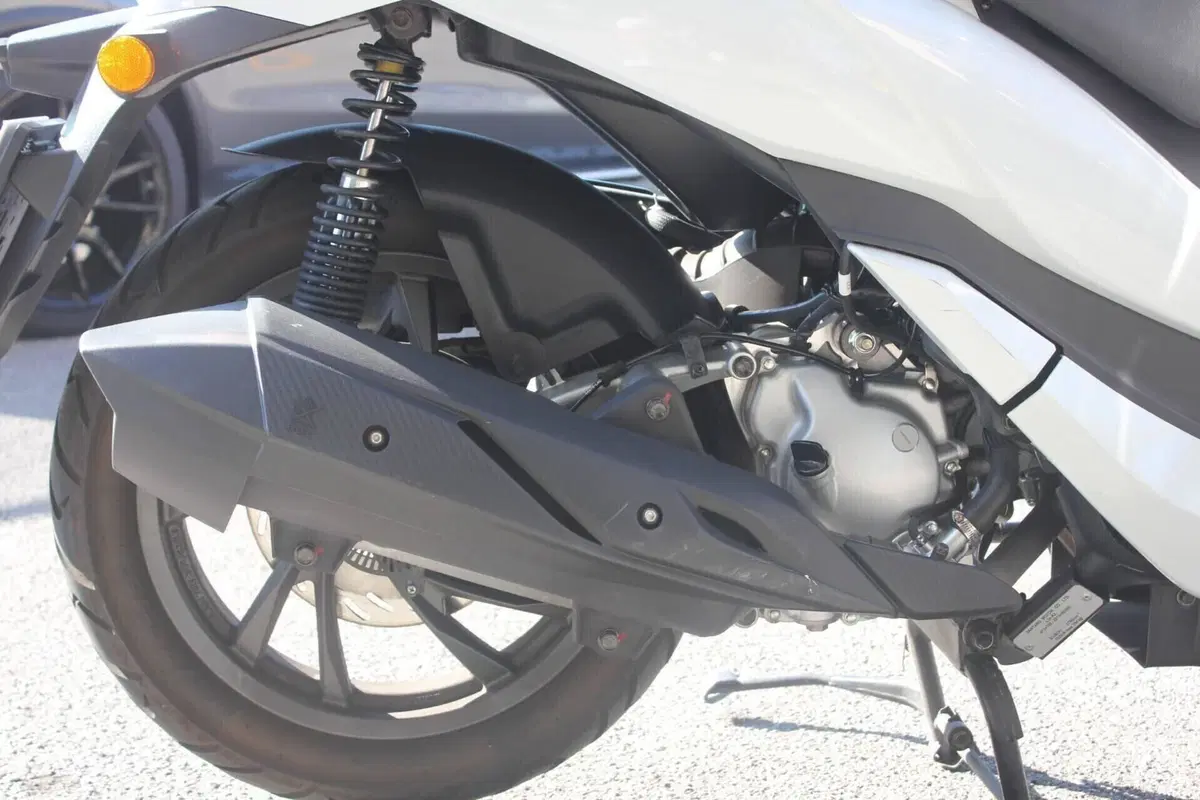Sym HD 300 (2021 - 25) (12)