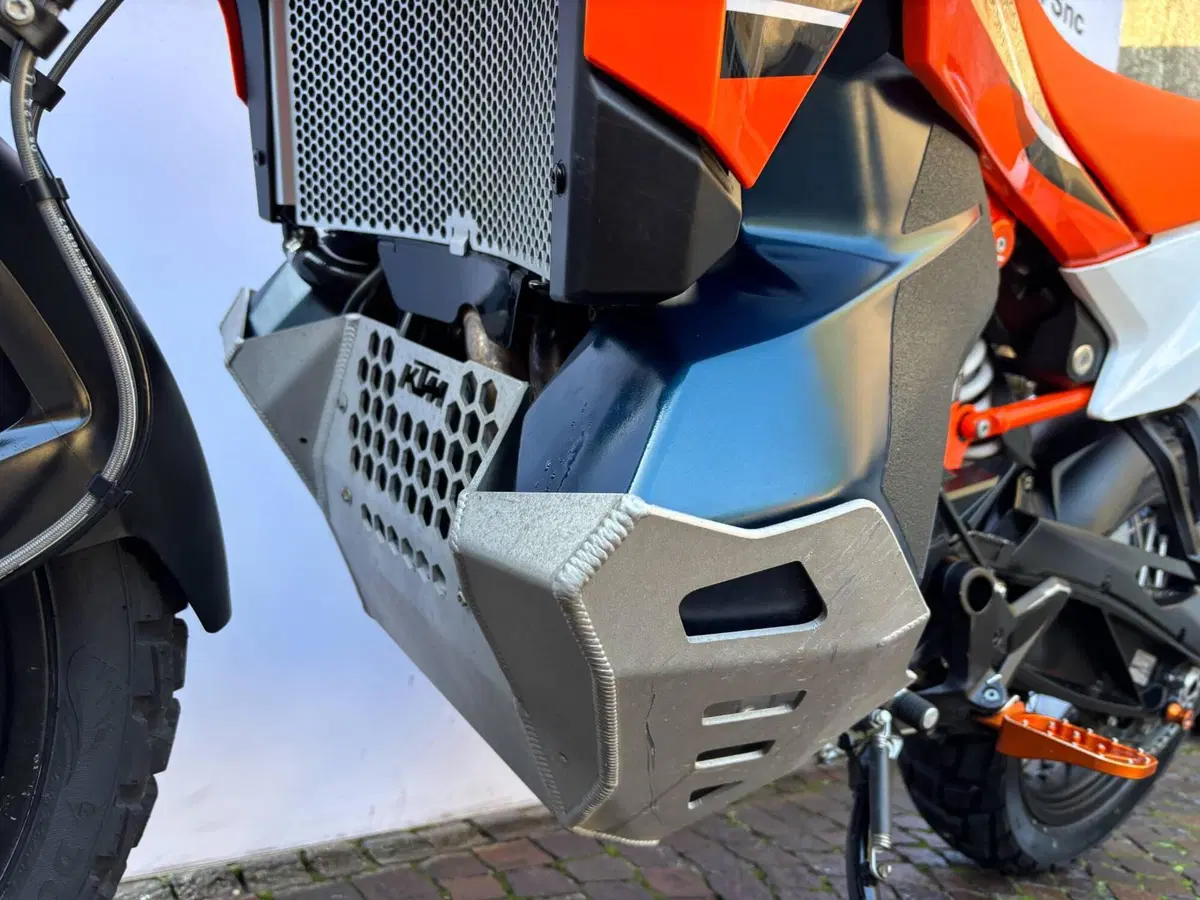 KTM 890 Adventure R (2023 - 24) (5)
