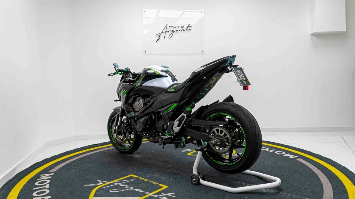 Kawasaki Z 800 ABS (2012 - 16) (10)