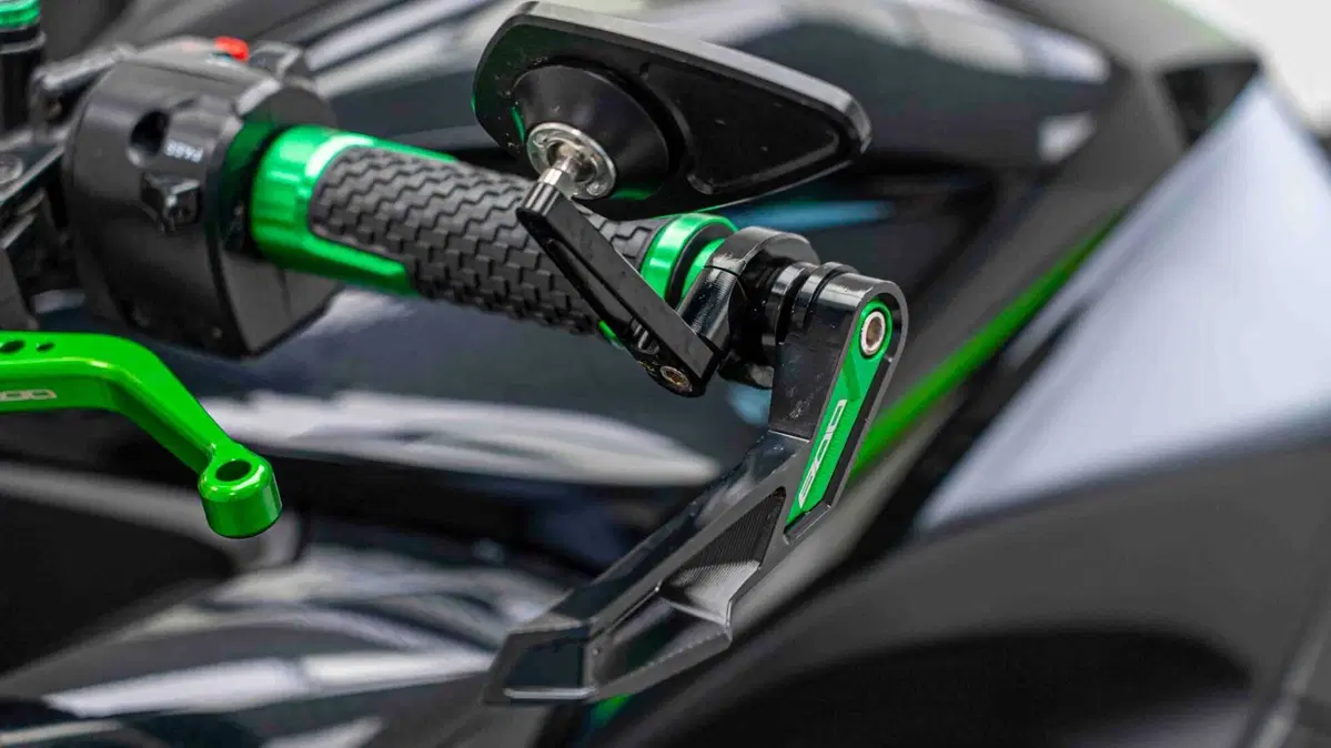 Kawasaki Z 800 ABS (2012 - 16) (17)
