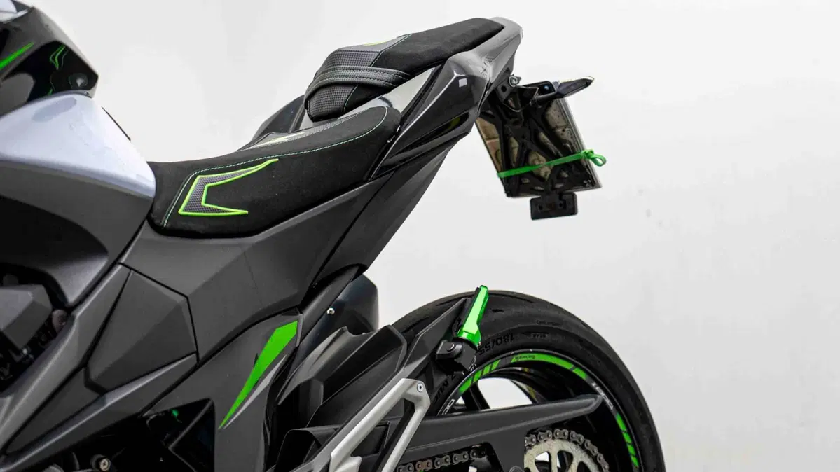 Kawasaki Z 800 ABS (2012 - 16) (19)