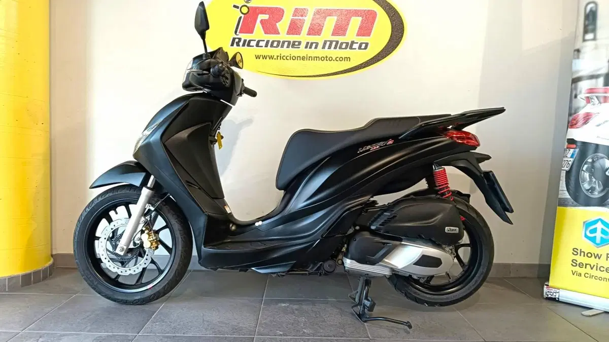 Piaggio Medley 125 S ABS (2021 - 24) (4)