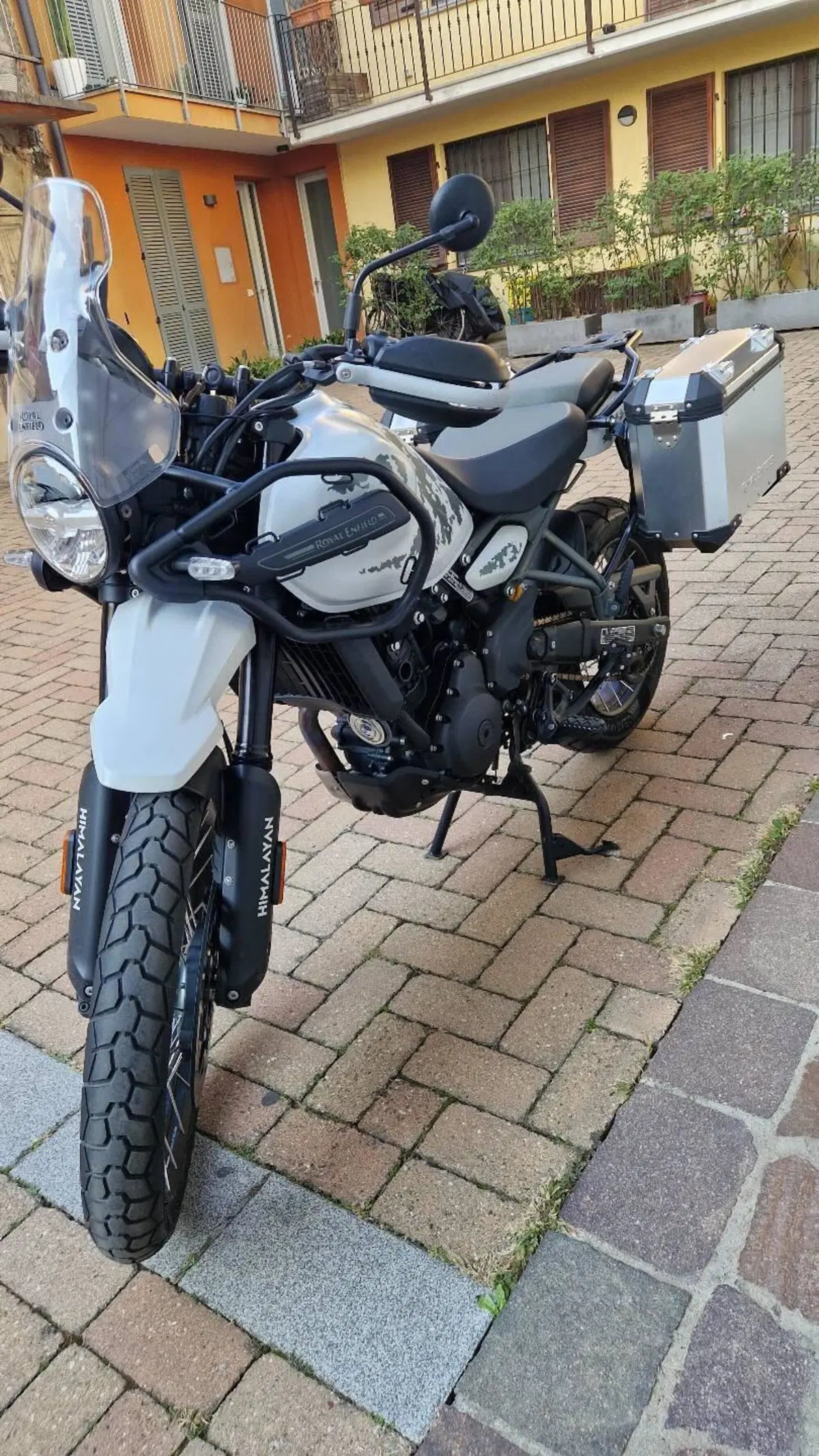 Royal Enfield Himalayan 450 Tubeless (2024 - 26)