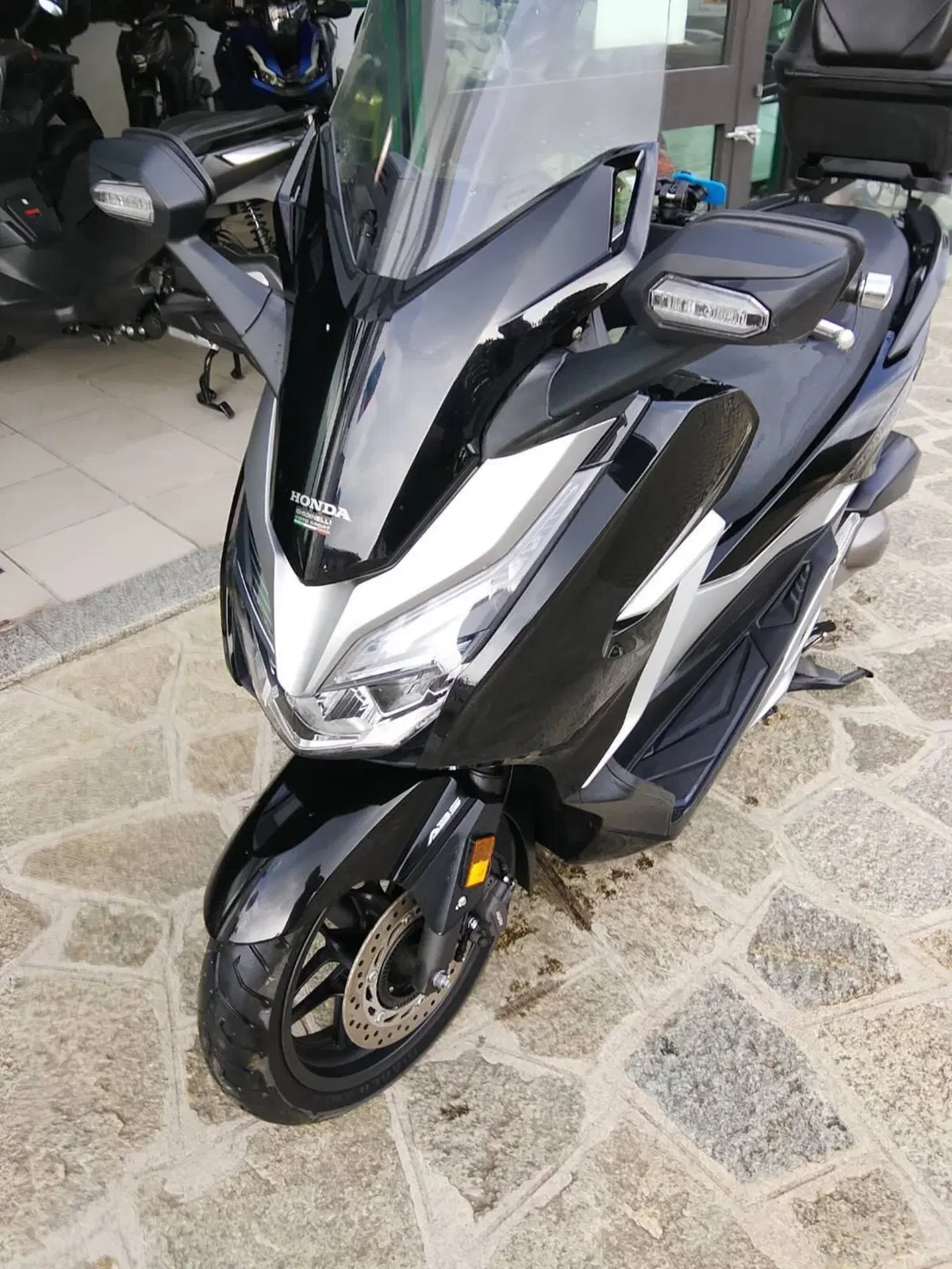 Honda Forza 300 ABS (2018 - 20) (2)