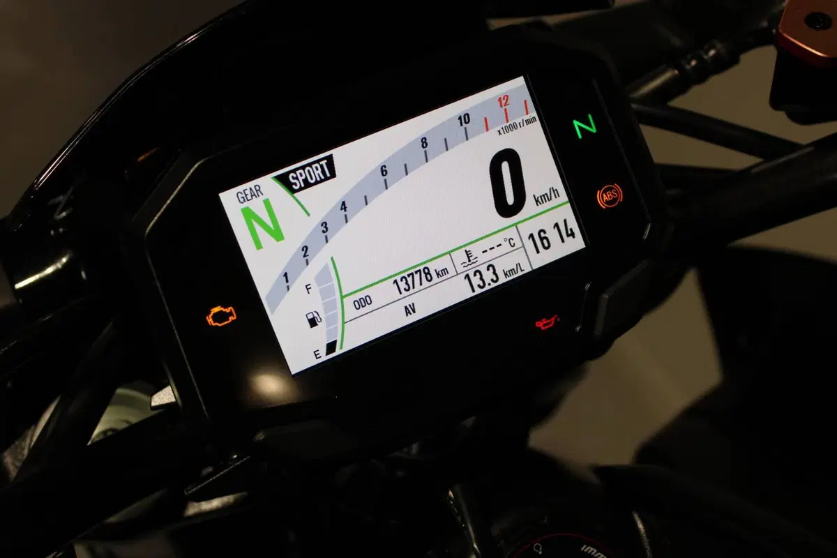 Kawasaki Z 900 (2020) (6)