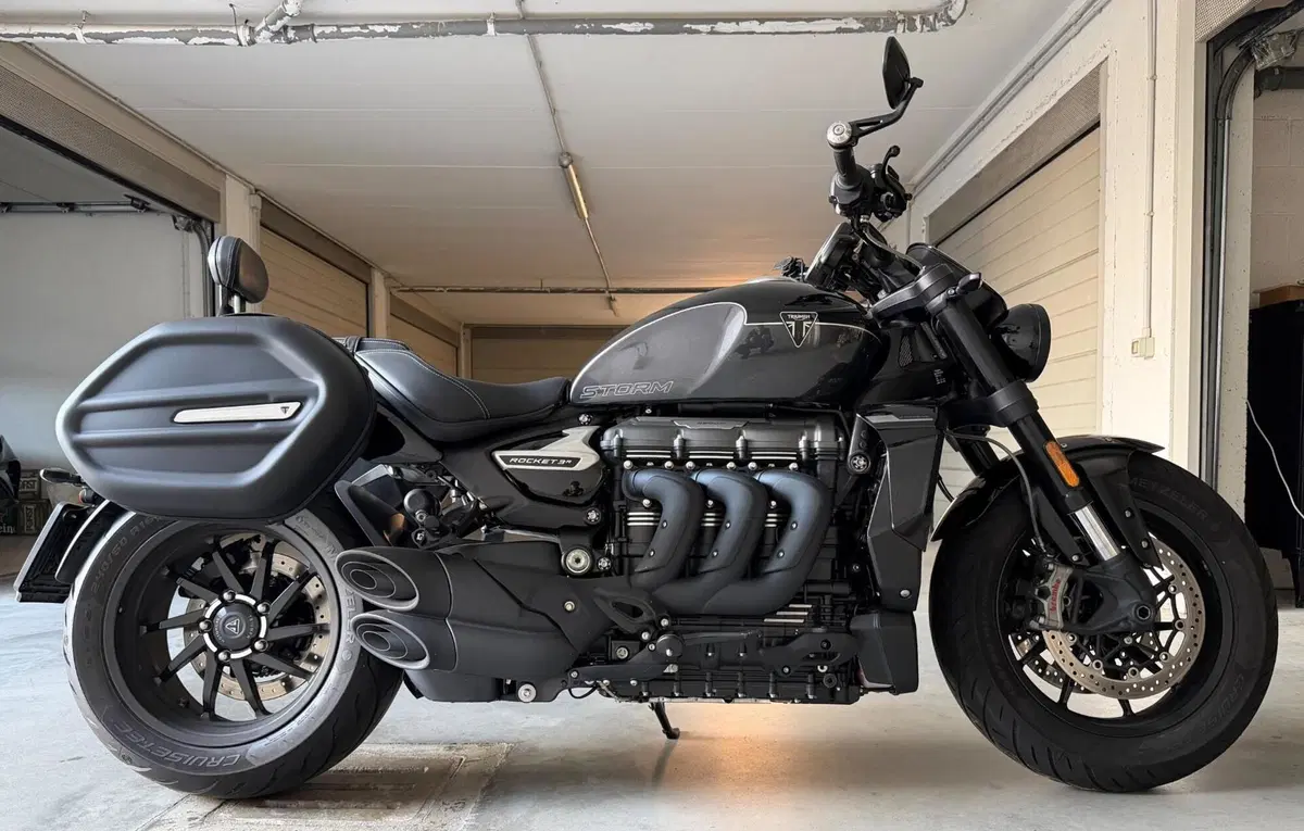 Triumph Rocket 3 R (2021 - 24)