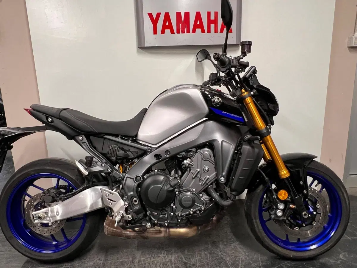 Yamaha MT-09 SP (2021 - 23)