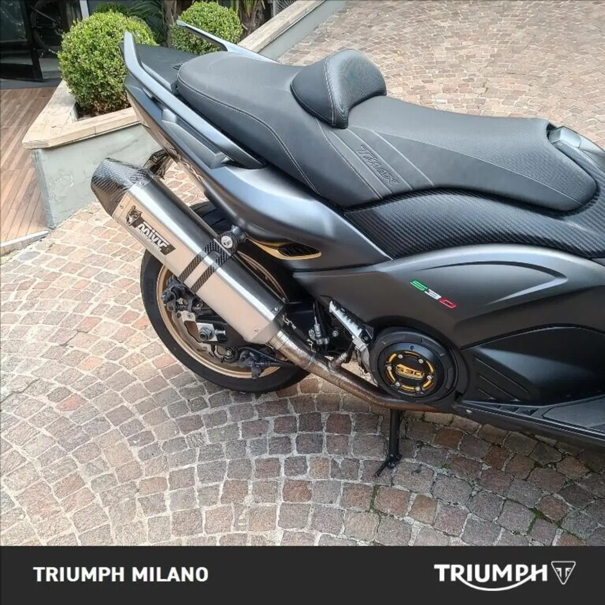 Yamaha T-Max 530 Iron Max ABS (2014 - 17) (2)