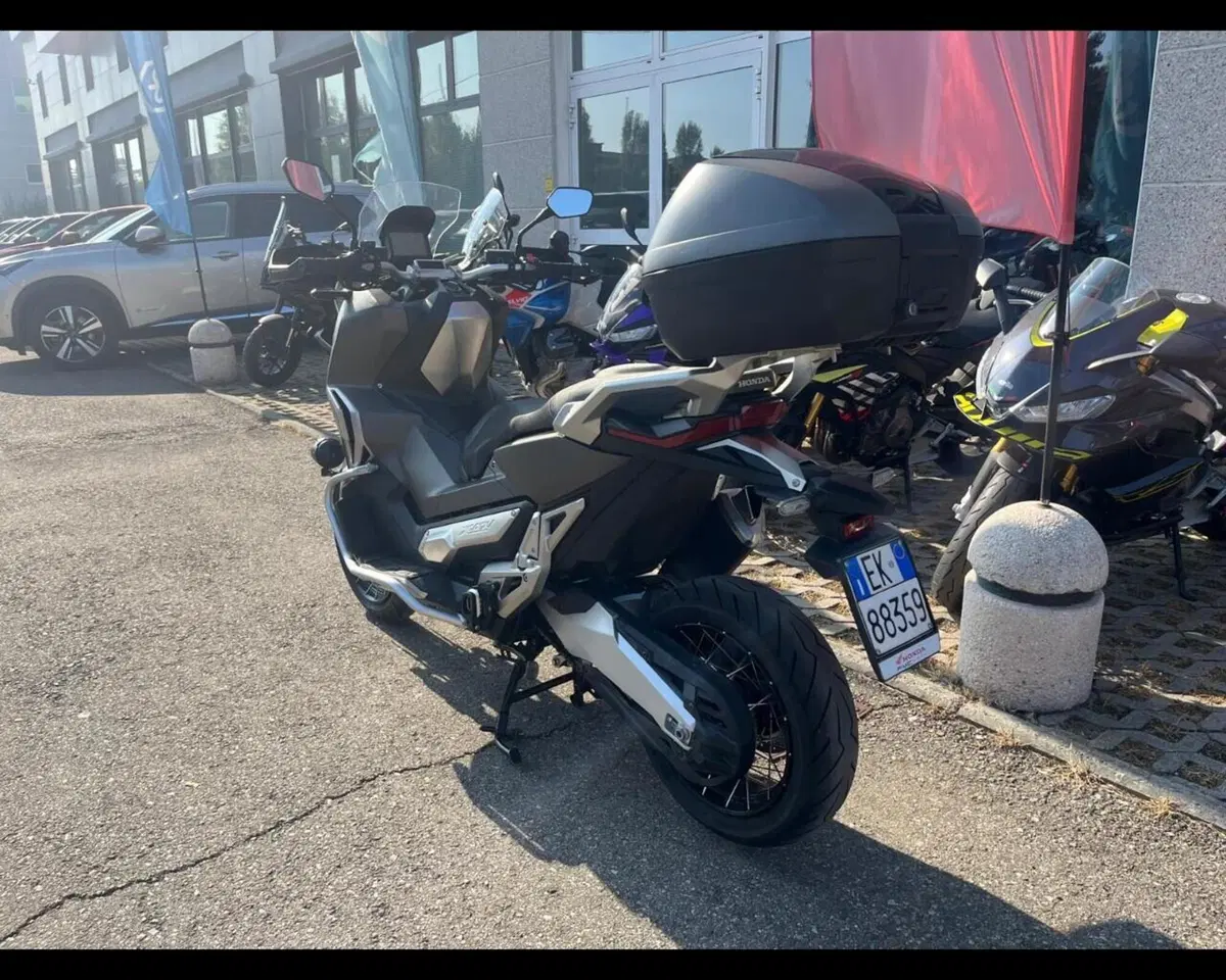 Honda X-ADV 750 DCT (2021 - 24) (7)
