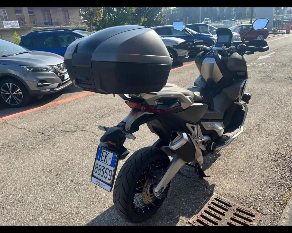Honda X-ADV 750 DCT (2021 - 24) (5)