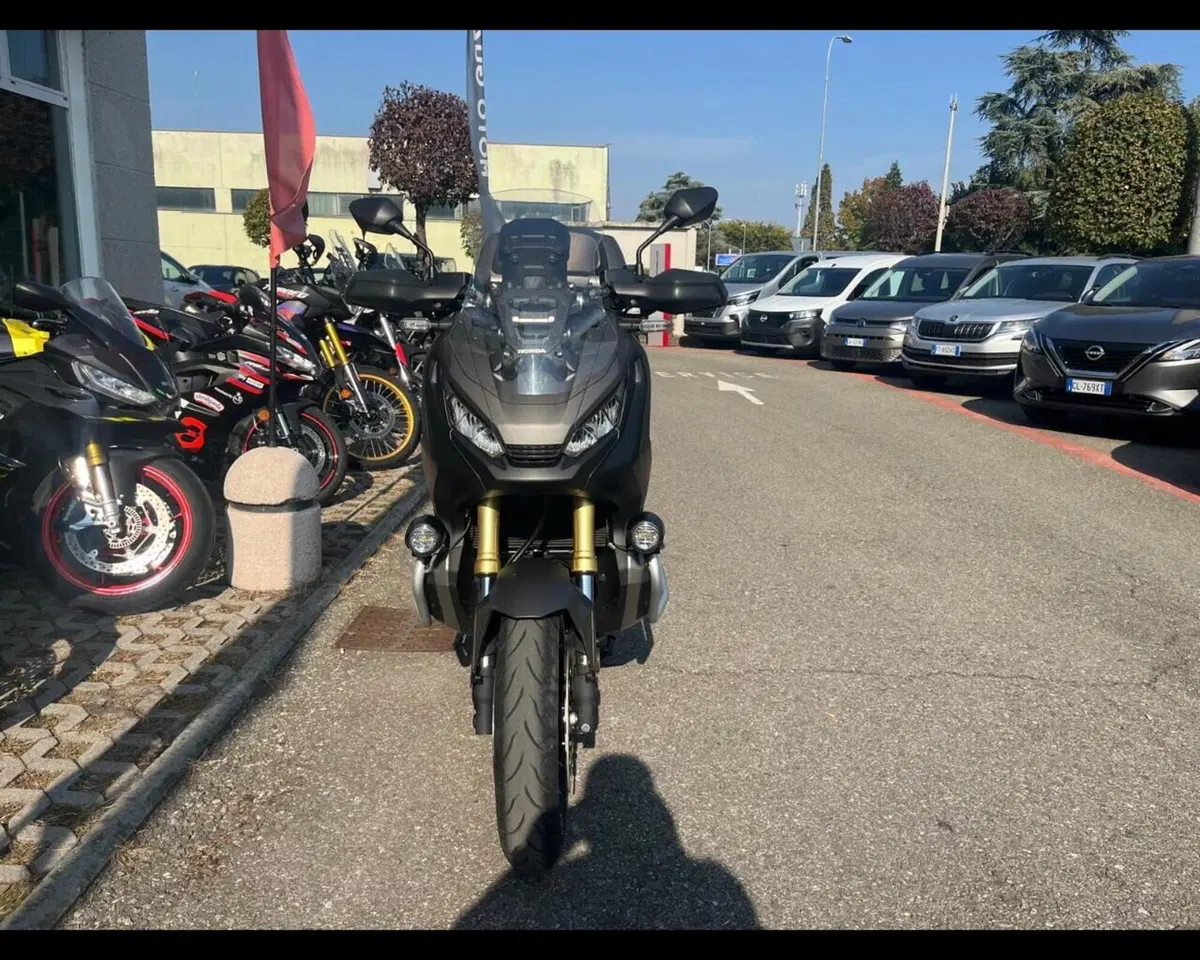 Honda X-ADV 750 DCT (2021 - 24) (2)