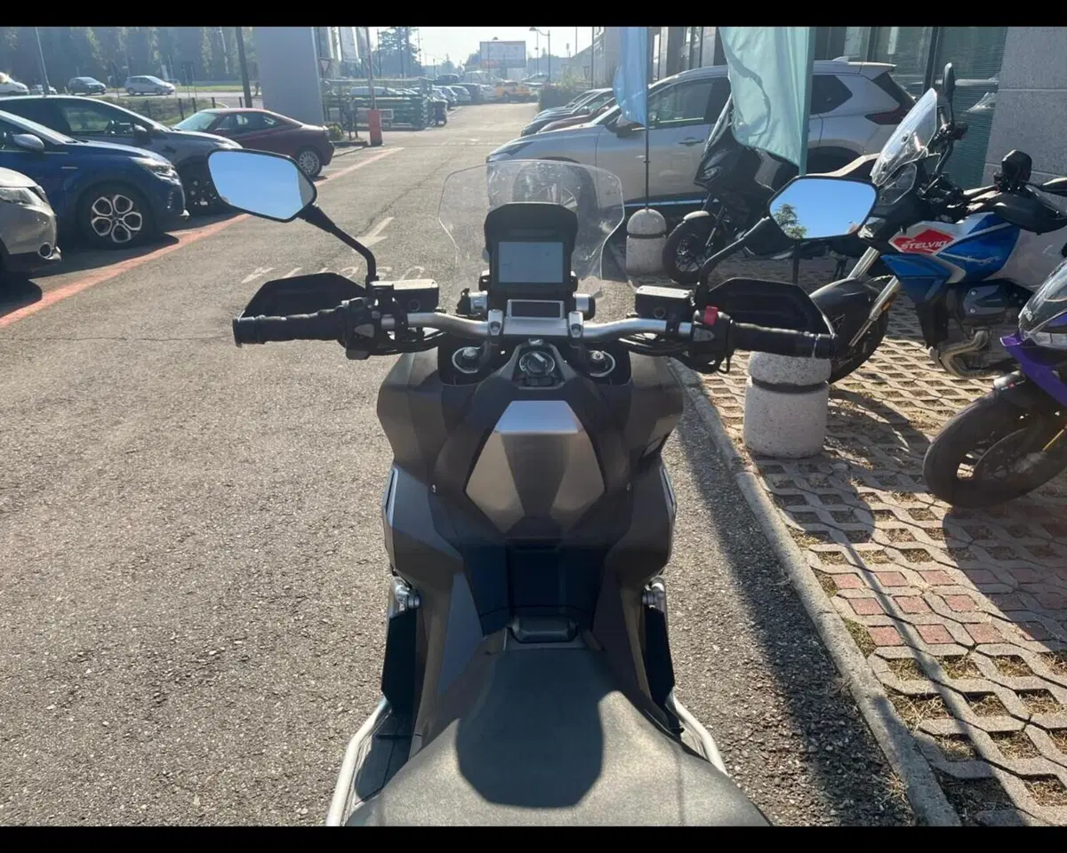 Honda X-ADV 750 DCT (2021 - 24) (13)