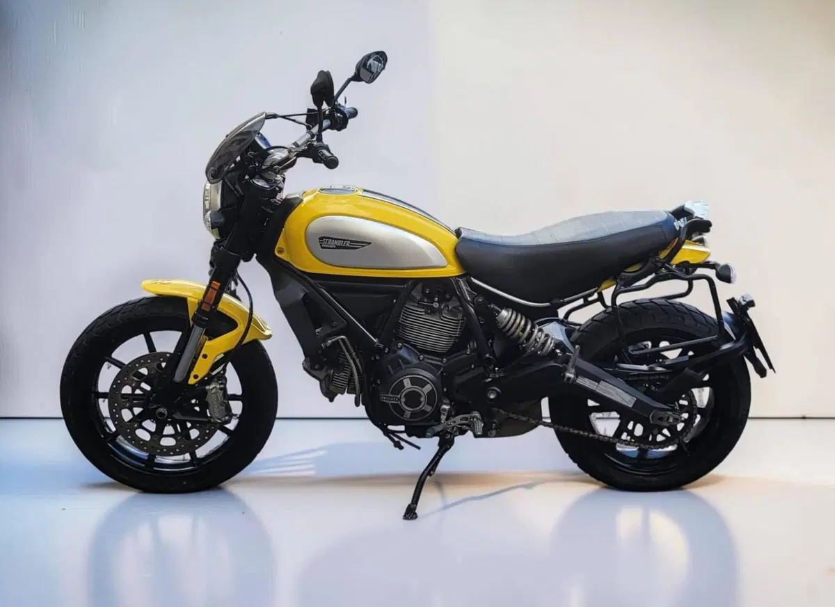 Ducati Scrambler 800 Icon (2017 - 20) (2)