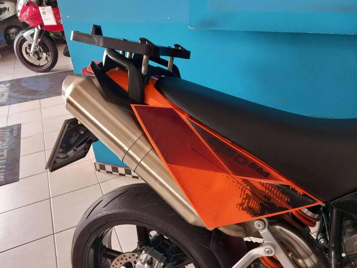 KTM 950 Supermoto (2006 - 08) (10)