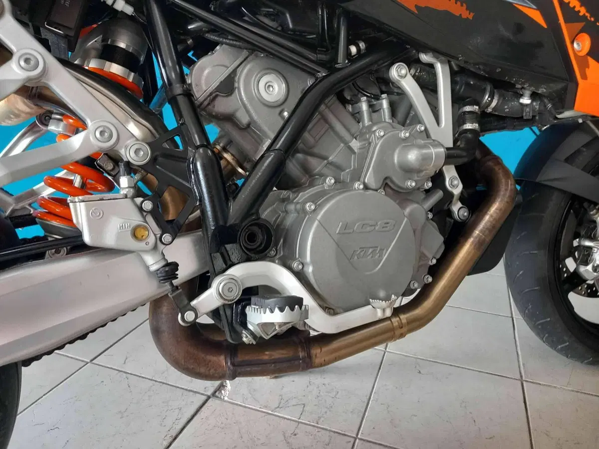 KTM 950 Supermoto (2006 - 08) (13)