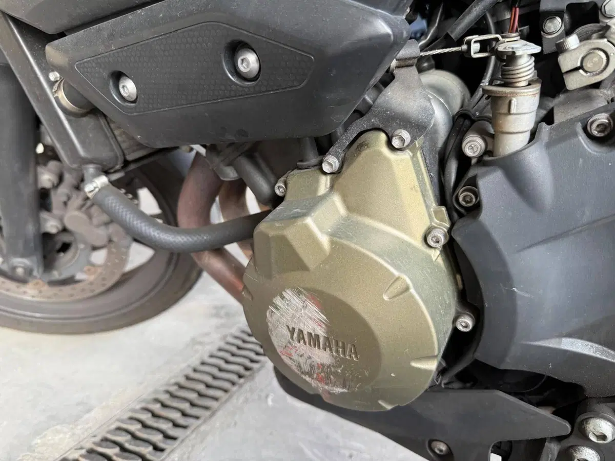 Yamaha XJ6 (2008 - 15) (9)