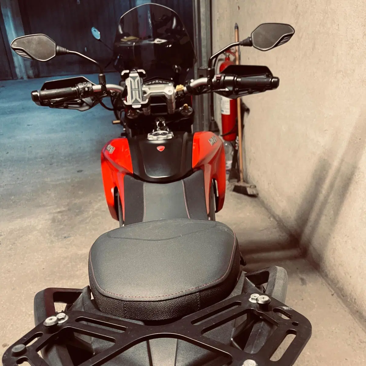 Ducati Hyperstrada 939 (2016 - 18) (3)
