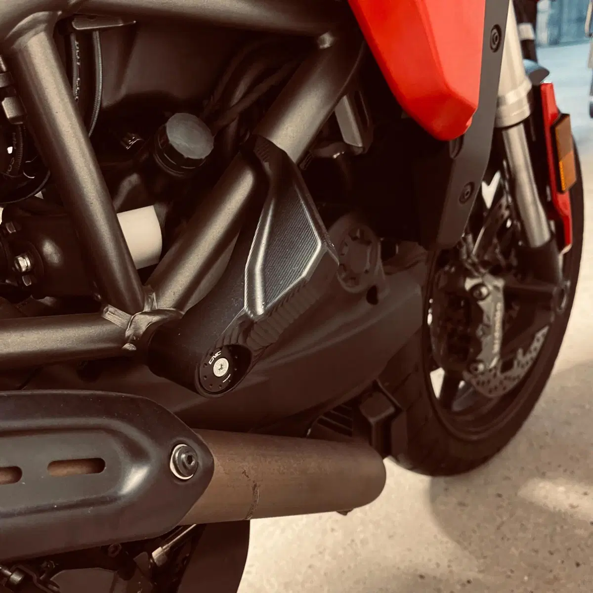 Ducati Hyperstrada 939 (2016 - 18) (7)