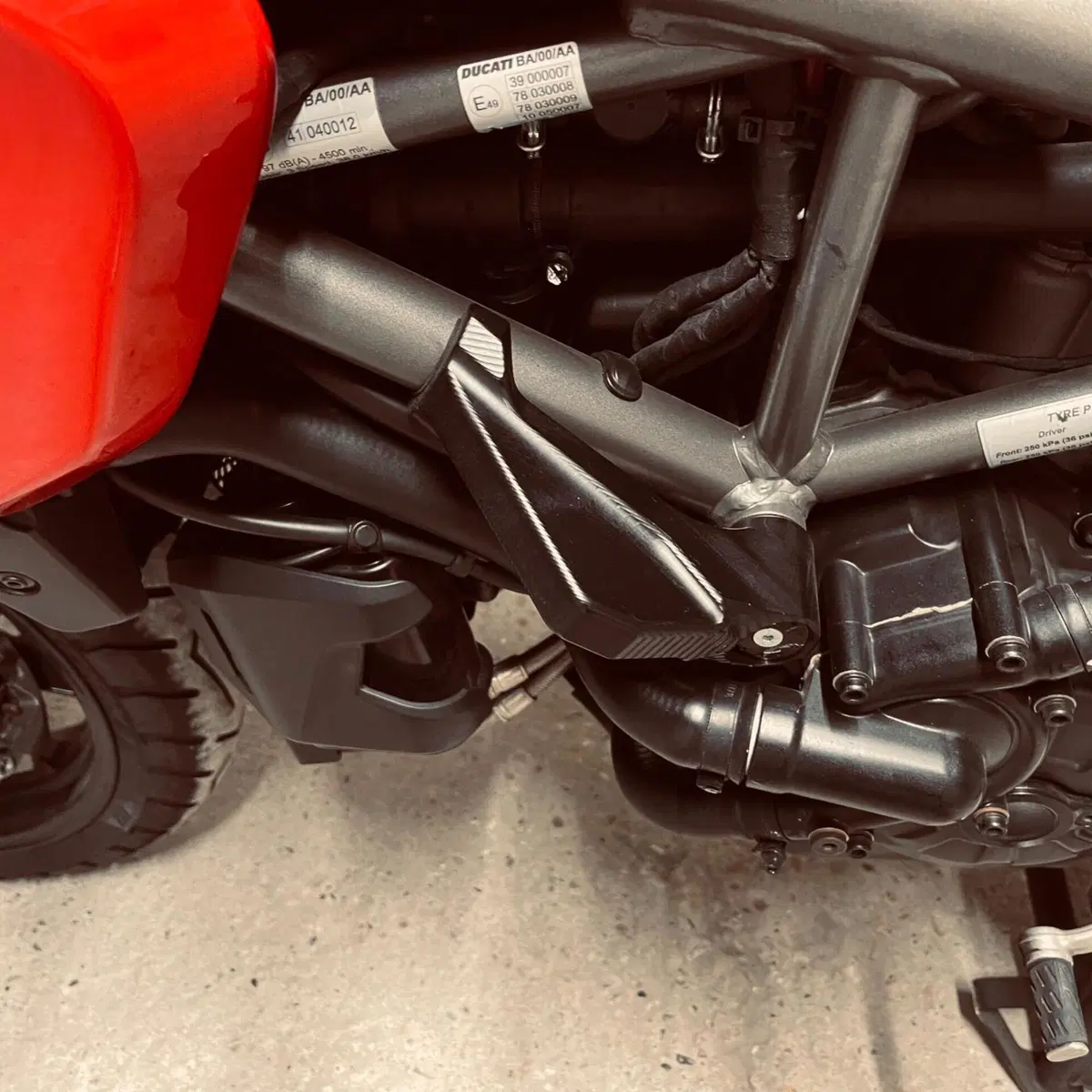 Ducati Hyperstrada 939 (2016 - 18) (10)