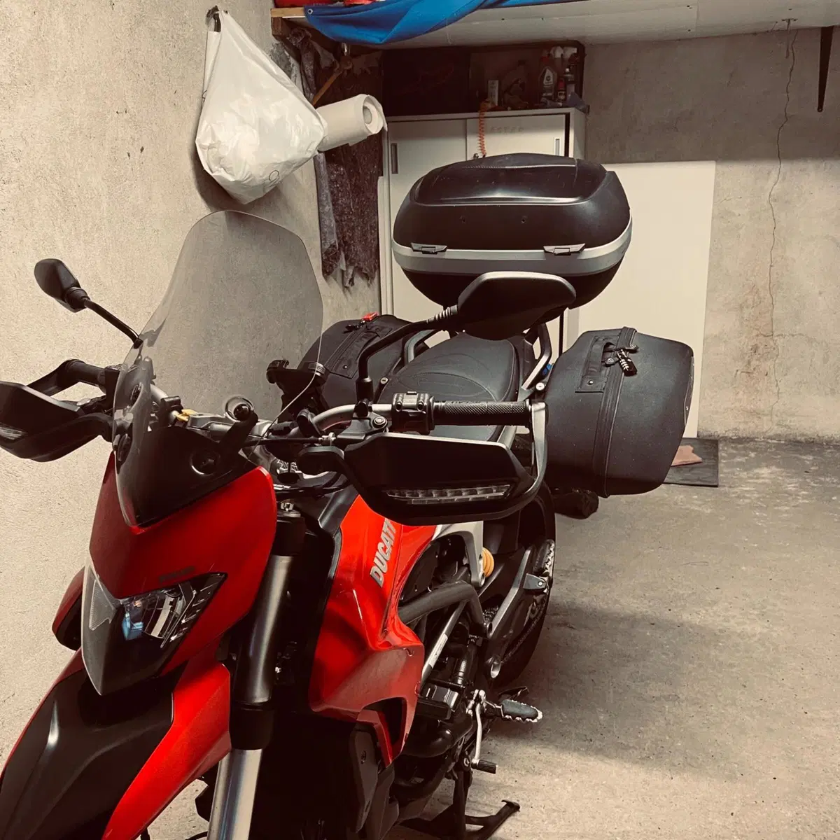 Ducati Hyperstrada 939 (2016 - 18) (12)