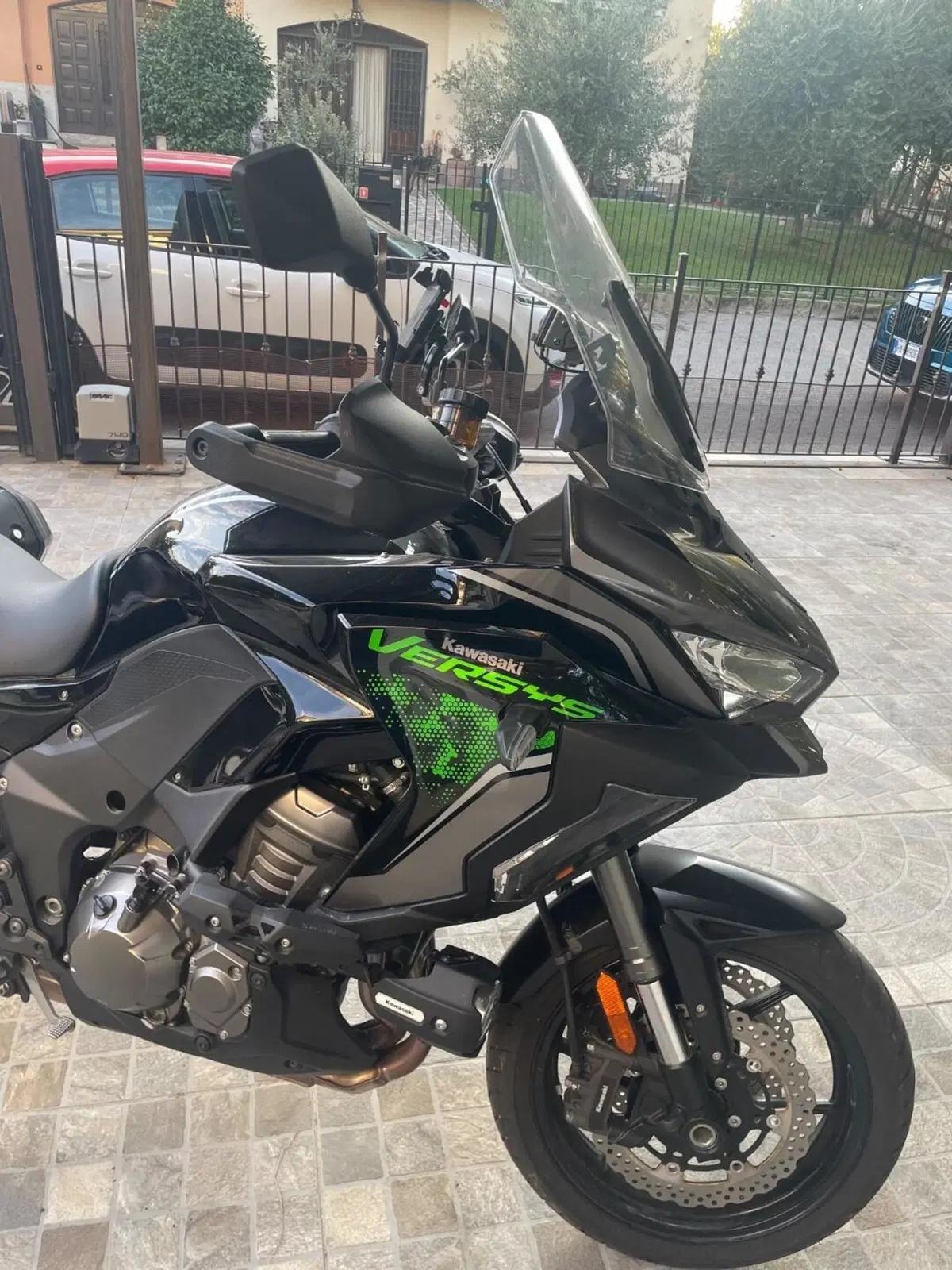Kawasaki Versys 1000 SE Tourer Plus (2022 - 24) (6)