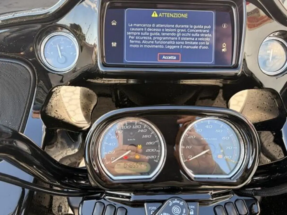 Harley-Davidson Road Glide ST (2022 - 23) (5)