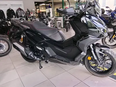 Honda ADV 350 (2025 - 26) usata