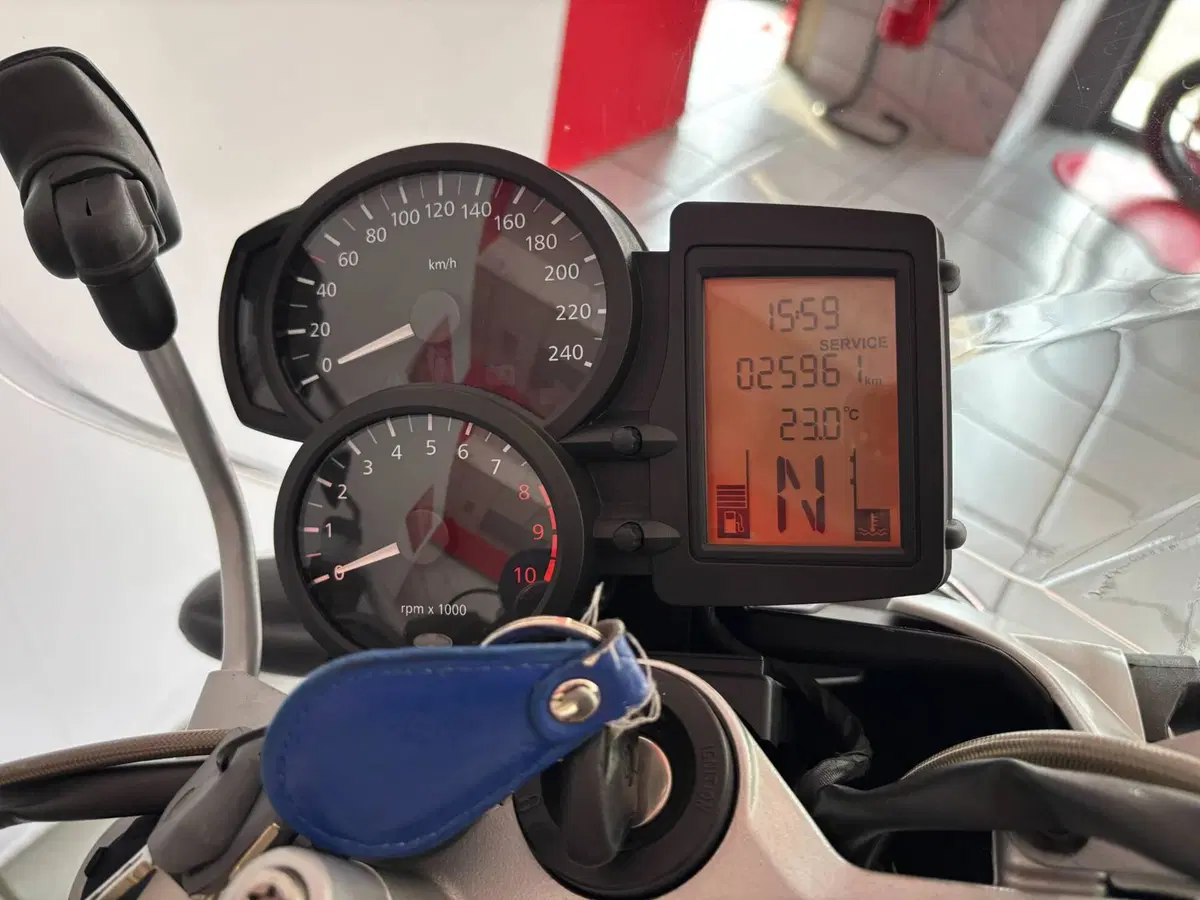 Bmw R 1200 R (2006 - 11) (3)