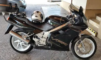 Honda VFR 750 d'epoca